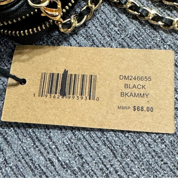 Steve Madden Quilted Cell Phone Crossbody Pouch With A Gold Chain - Picture 11 of 15